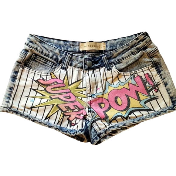 The Classic Comic Book Print Womens Denim Shorts sz M - Picture 1 of 9